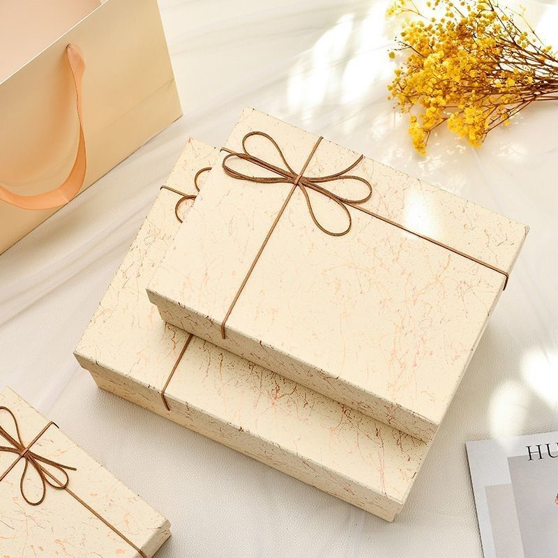 علبة هدايا ذات غطاء وأساس عصري للملابس والأحذية ومستحضرات التجميل للعناية بالبشرة وعلبة تغليف الجمال